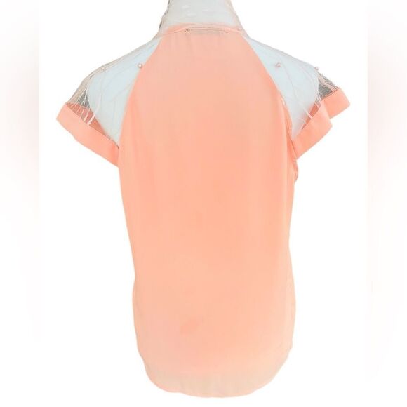 MUGLER peach blouse with front lace & pearl tie, lace shoulders size 6. - Picture 6 of 9
